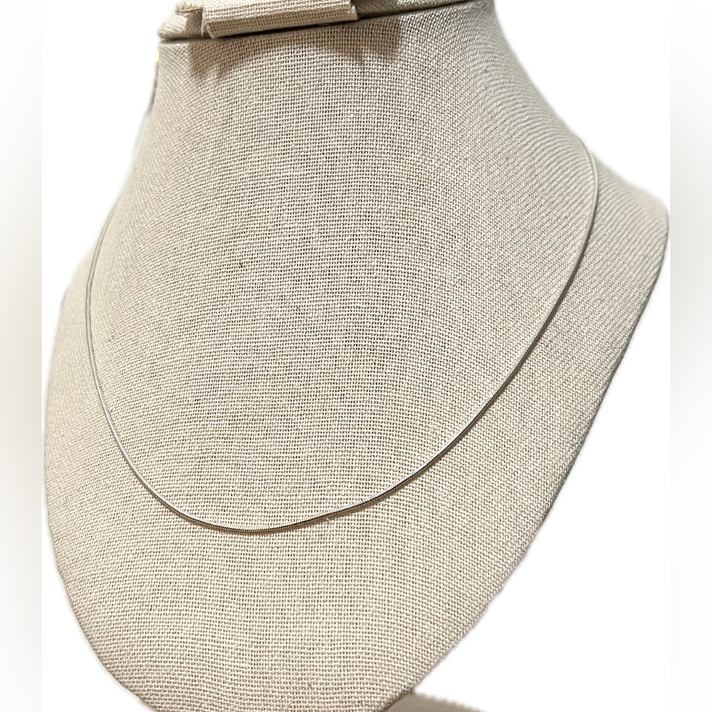 Italy 925 Sterling Silver Thin Snake Chain 18 Inch Necklace - Picture 2 of 9
